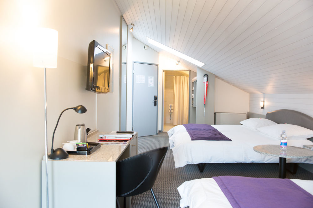 Hotel Fly Away Kloten Exterior photo